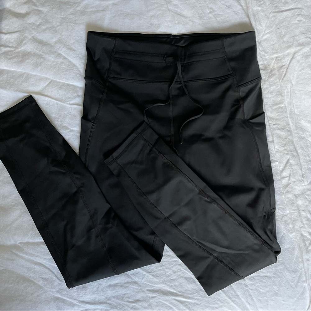 Fabletics cropped legging